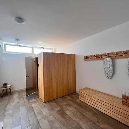 Apartment Luka's - 